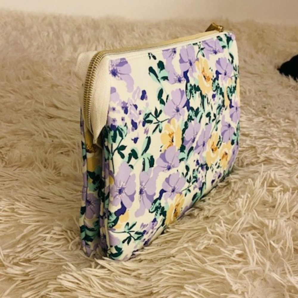 Kestrel Large Floral Clutch - Picture 2 of 4